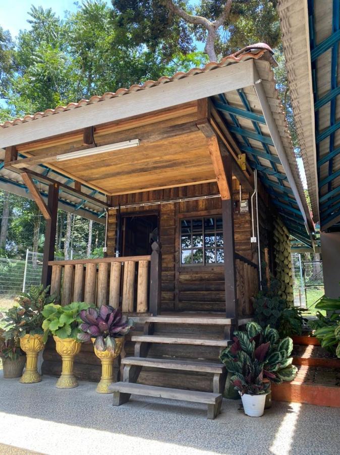 Homestay Dusun Ana Balun Slim River Dış mekan fotoğraf